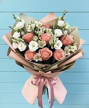 Букет цветов из:  Розы, Альстромерии и Лизиантусы в Зеленогорском Ставропольского края