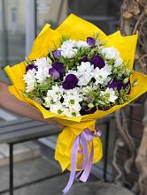 Букет цветов из:  Ирисы, Хризантемы и Ромашки в Зеленогорском Ставропольского края