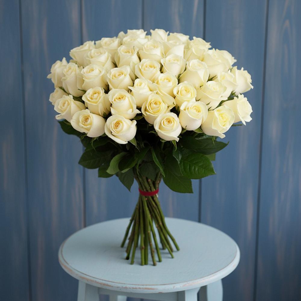 Букет 51 Белая роза Эдлесс Лав в Зеленогорском Ставропольского края