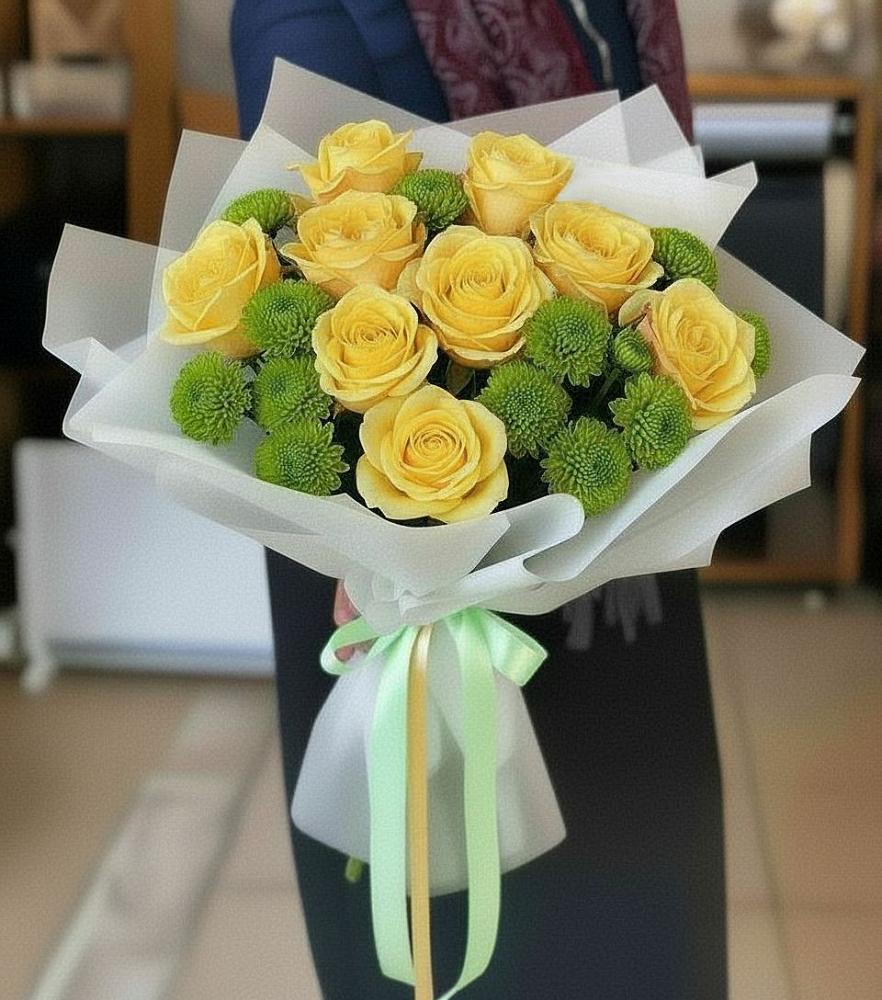 Букет цветов из: Хризантемы и Розы в Зеленогорском Ставропольского края