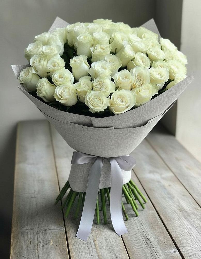 Букет 35 Белых роз в Зеленогорском Ставропольского края