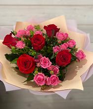Букет цветов из:  Розы в Зеленогорском Ставропольского края