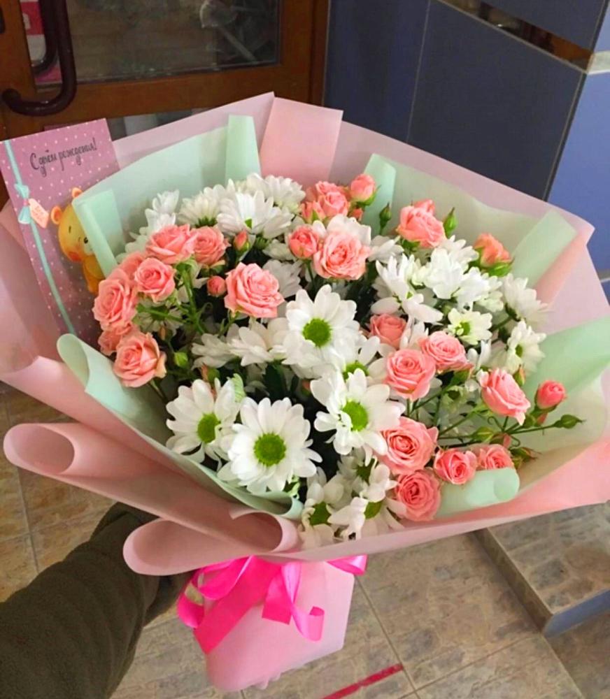 Букет цветов из: Розы и Хризантемы в Зеленогорском Ставропольского края