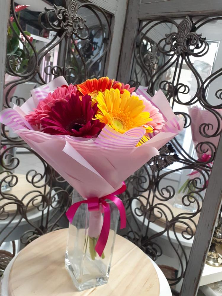 Букет цветов из: Герберы в Зеленогорском Ставропольского края