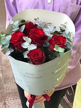 Букет цветов из:  Розы в Зеленогорском Ставропольского края