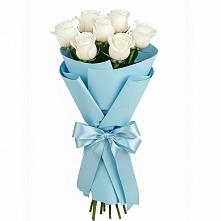 Букет 7 белых роз Проуд в Зеленогорском Ставропольского края