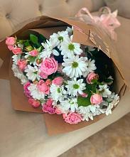 Букет цветов из:  Розы и Хризантемы в Зеленогорском Ставропольского края