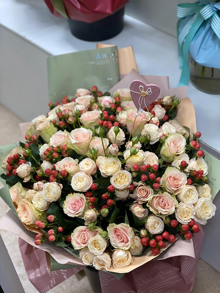 Букет цветов из: Розы в Зеленогорском Ставропольского края