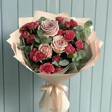 Букет цветов из:  Гвоздики и Розы в Зеленогорском Ставропольского края