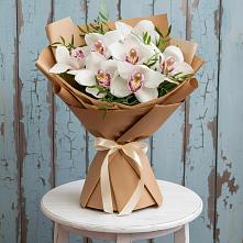 Букет цветов из:  Орхидеи и Розы #REPLACE_PRED# Зеленогорском Ставропольского края