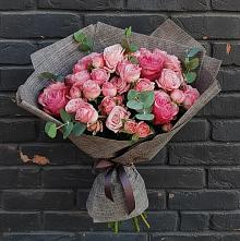 Букет цветов из:  Розы в Зеленогорском Ставропольского края
